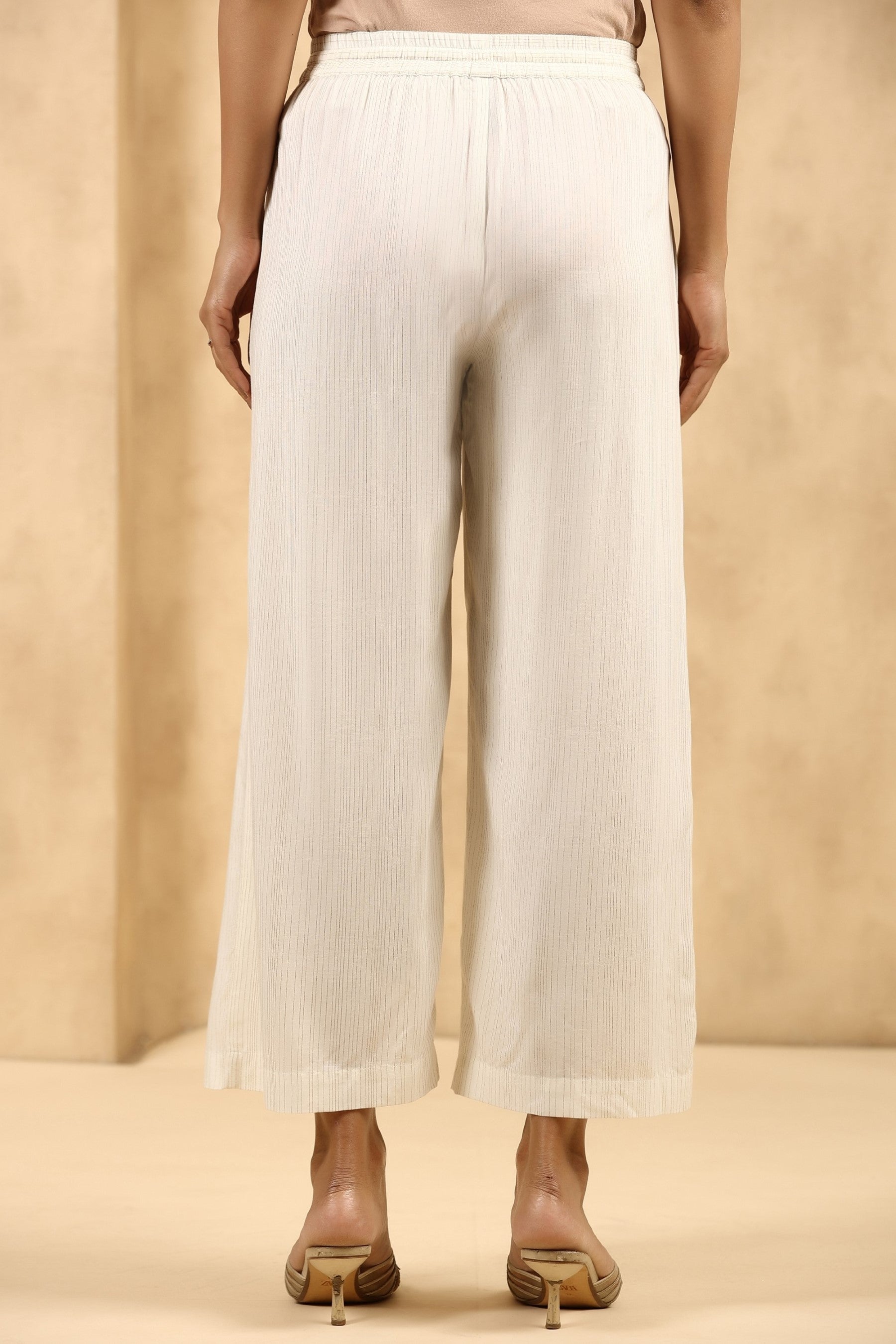 Off-White Rayon Solid Wide Leg Palazzo