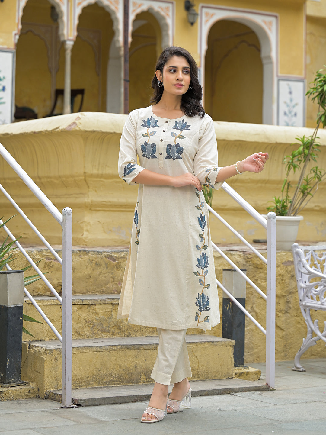 Divena Off White Blue Embroidary Kurta Pant Set