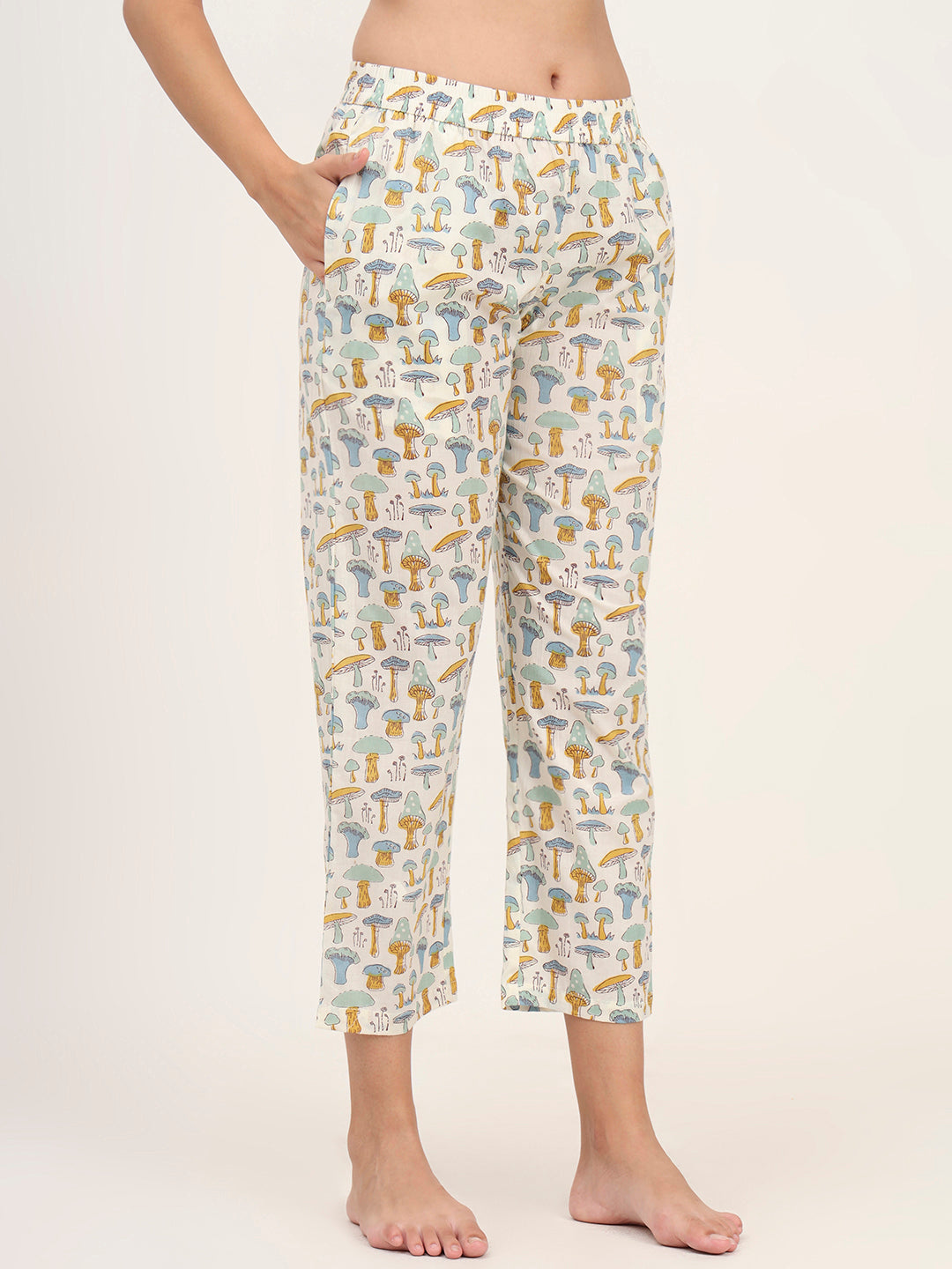 Divena Cream Cotton Printed Night Suit Set