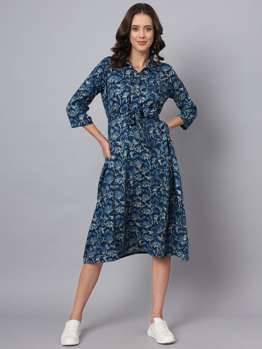 Divena Blue Floral Print Rayon Midi Dress