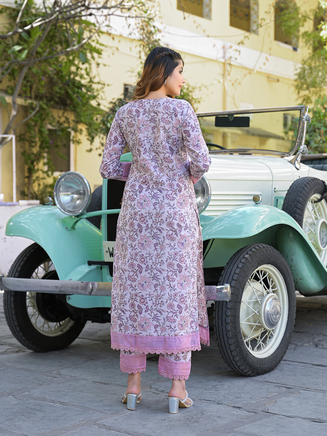Divena Light Purple Floral Printed Kurta Pant with Dupatta