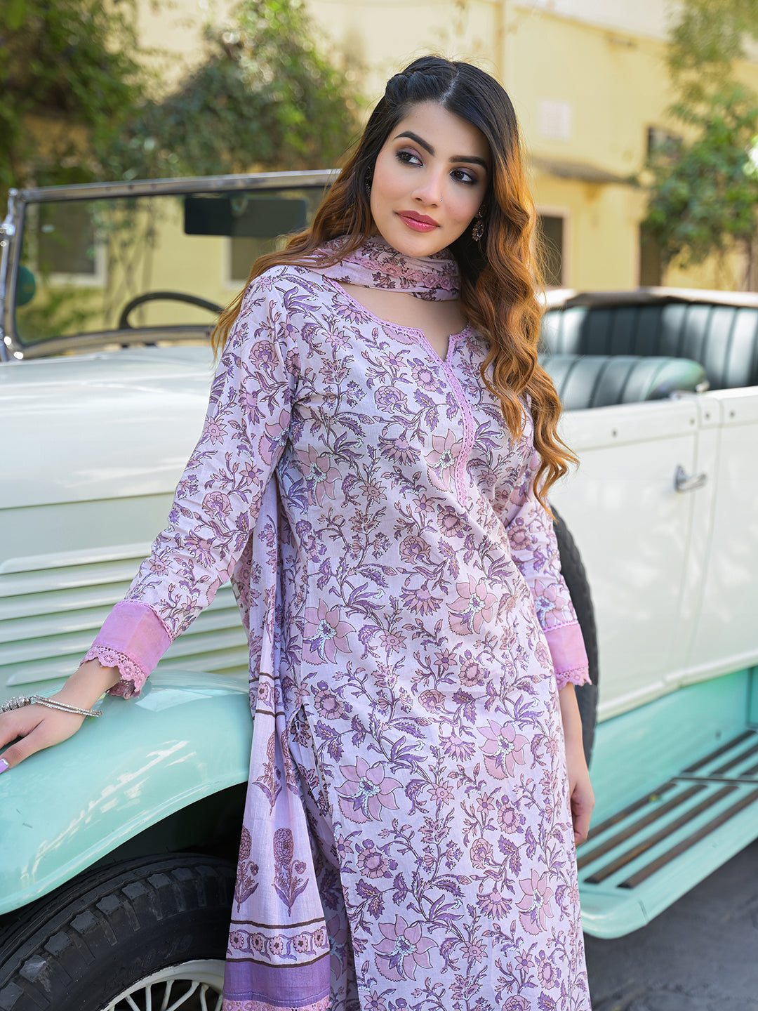 Divena Light Purple Floral Printed Kurta Pant with Dupatta