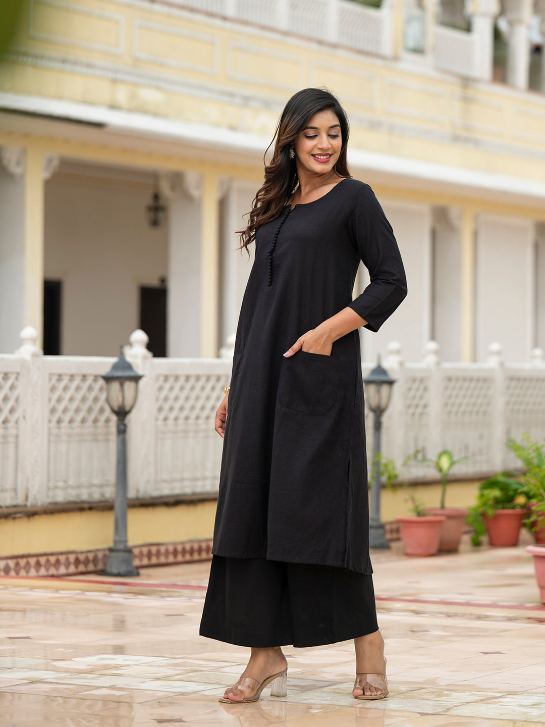 Divena Black Solid Cotton Kurta Pant Set
