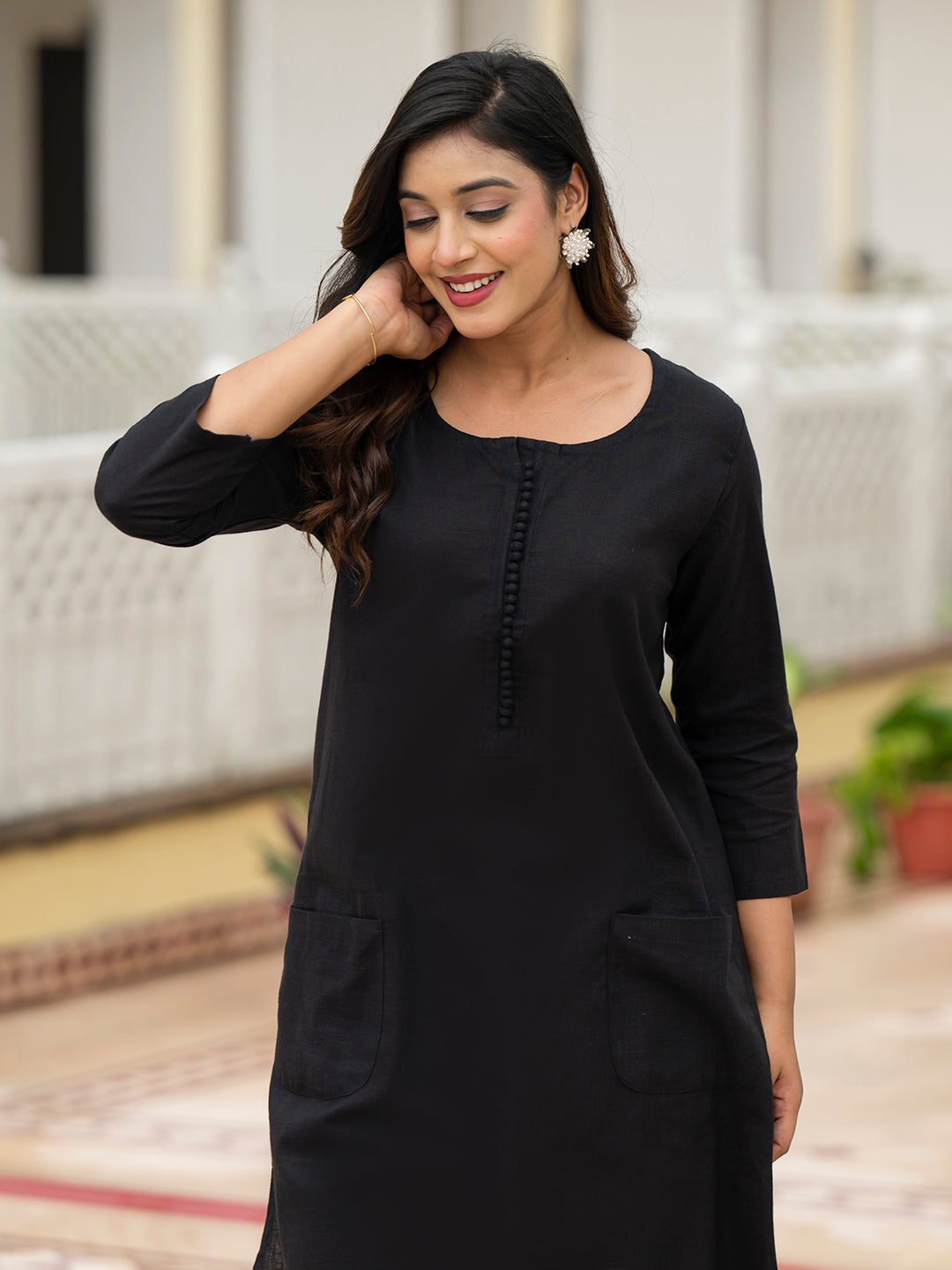 Divena Black Solid Cotton Kurta Pant Set