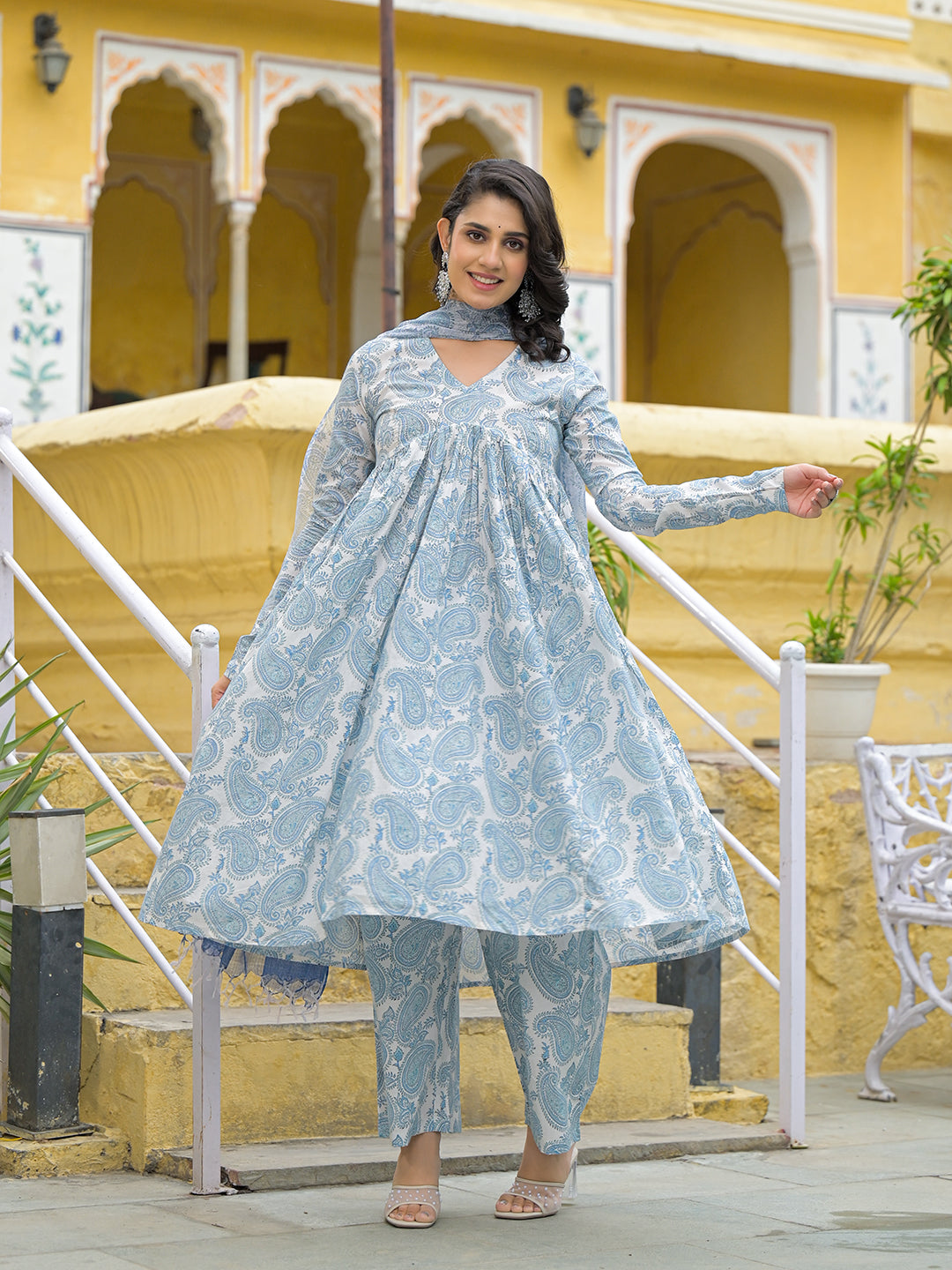 Divena White Cotton Paisley Printed Kurta Pant Set With Dupatta