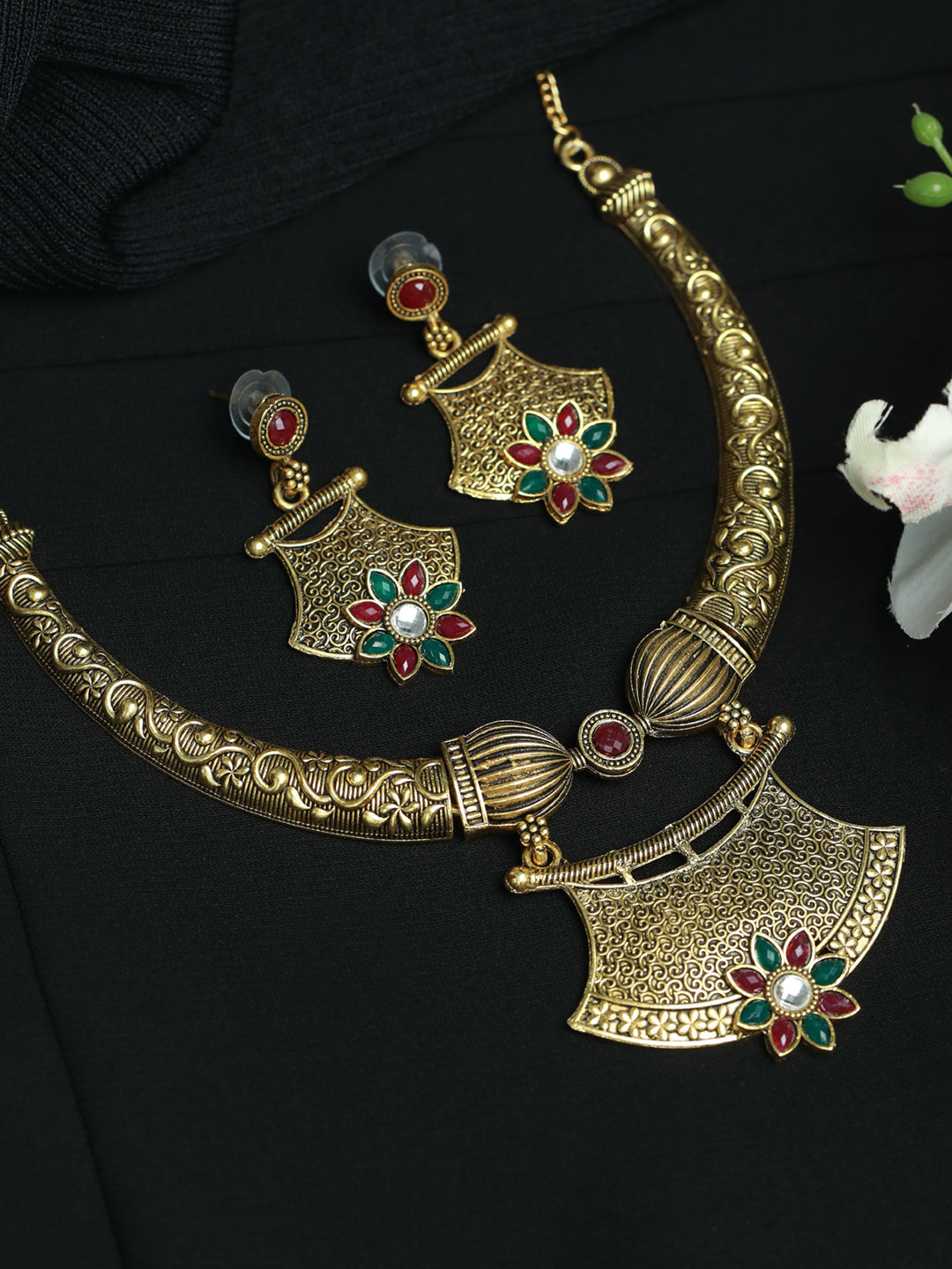 Women Floral Multicolor Gold Plated Jewellery Set