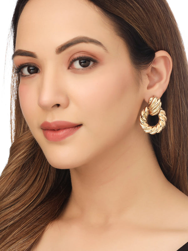 Women Gold Toned Circular Drop Earrings | womensfashionfun