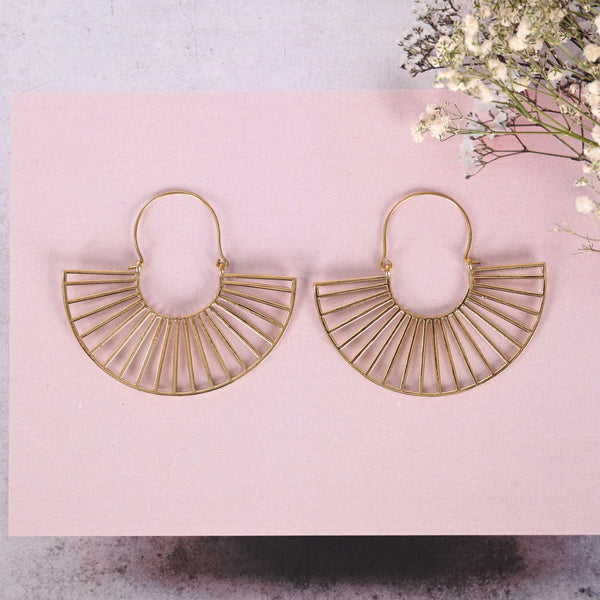 Women Golden hoop earrings | WomensFashionFun.com