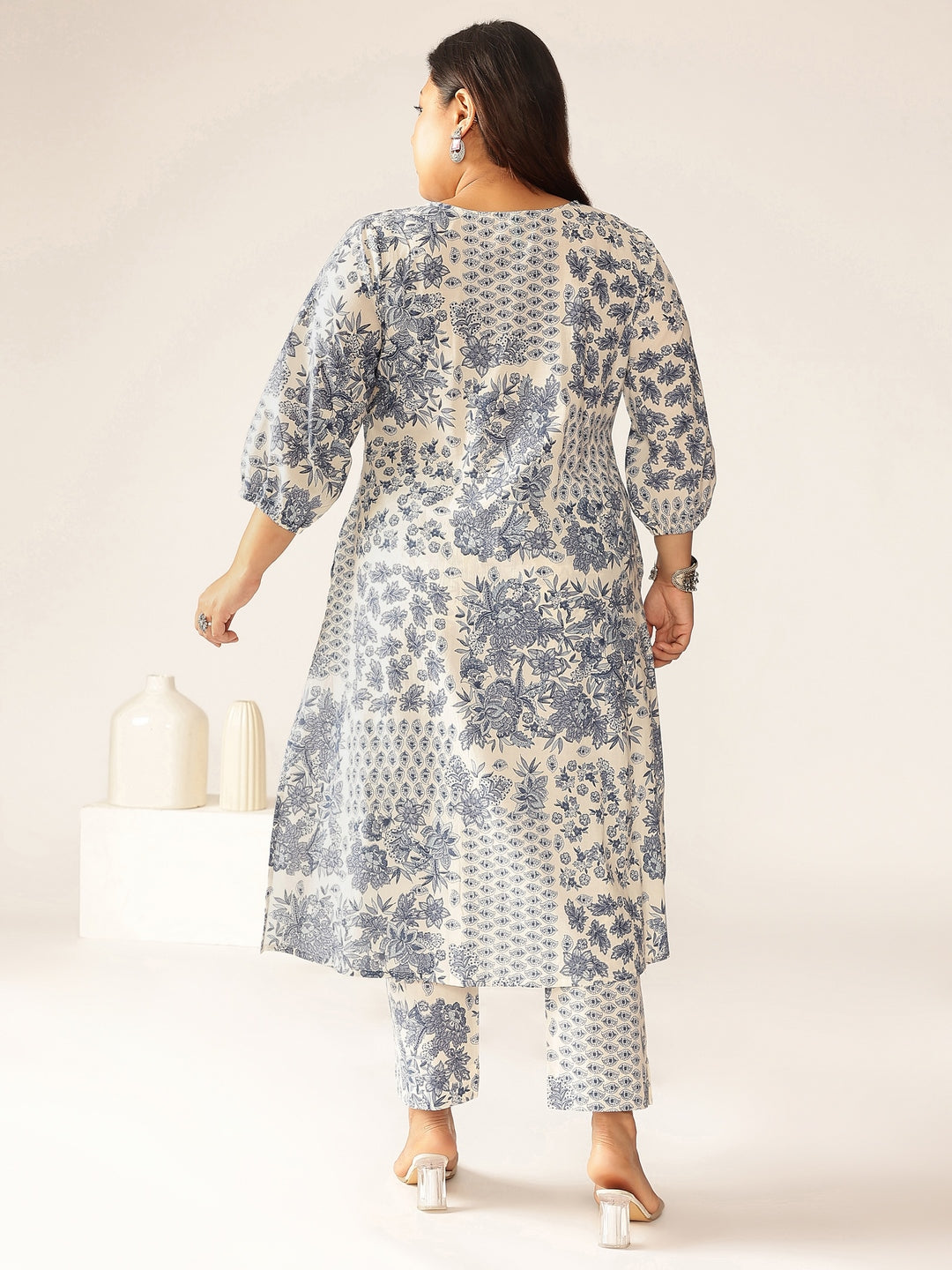 Plus Size Off-White Pure Cotton Floral Printed A-Line Kurta Set – Janasya