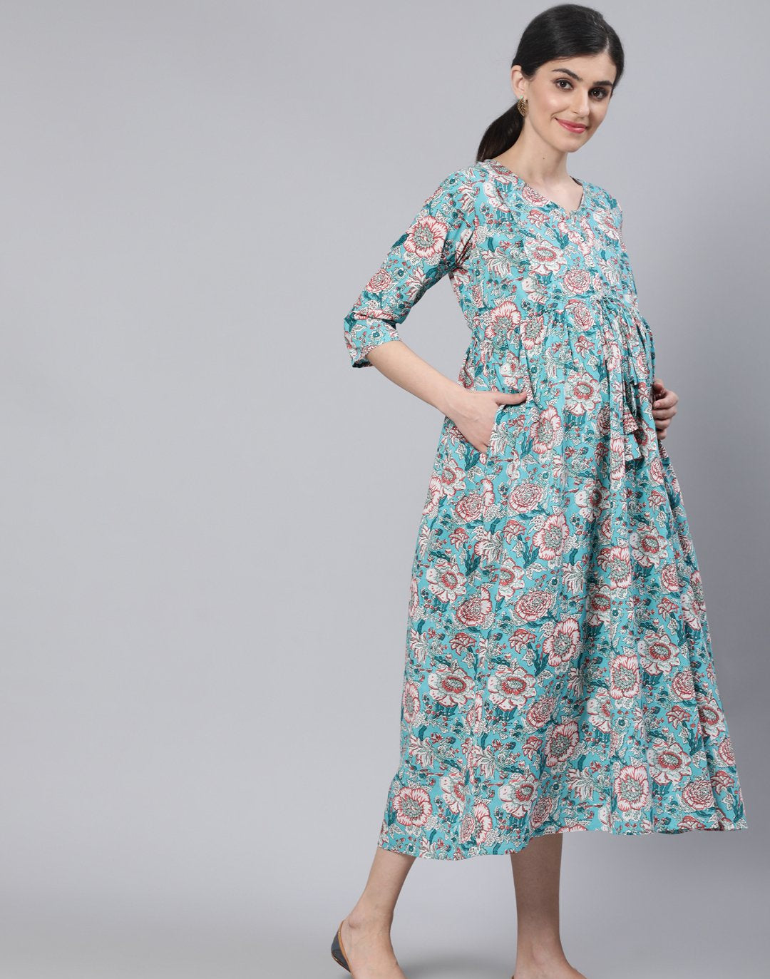 Women Blue Floral Printed Maternity Dress With Three Quarter Sleeves