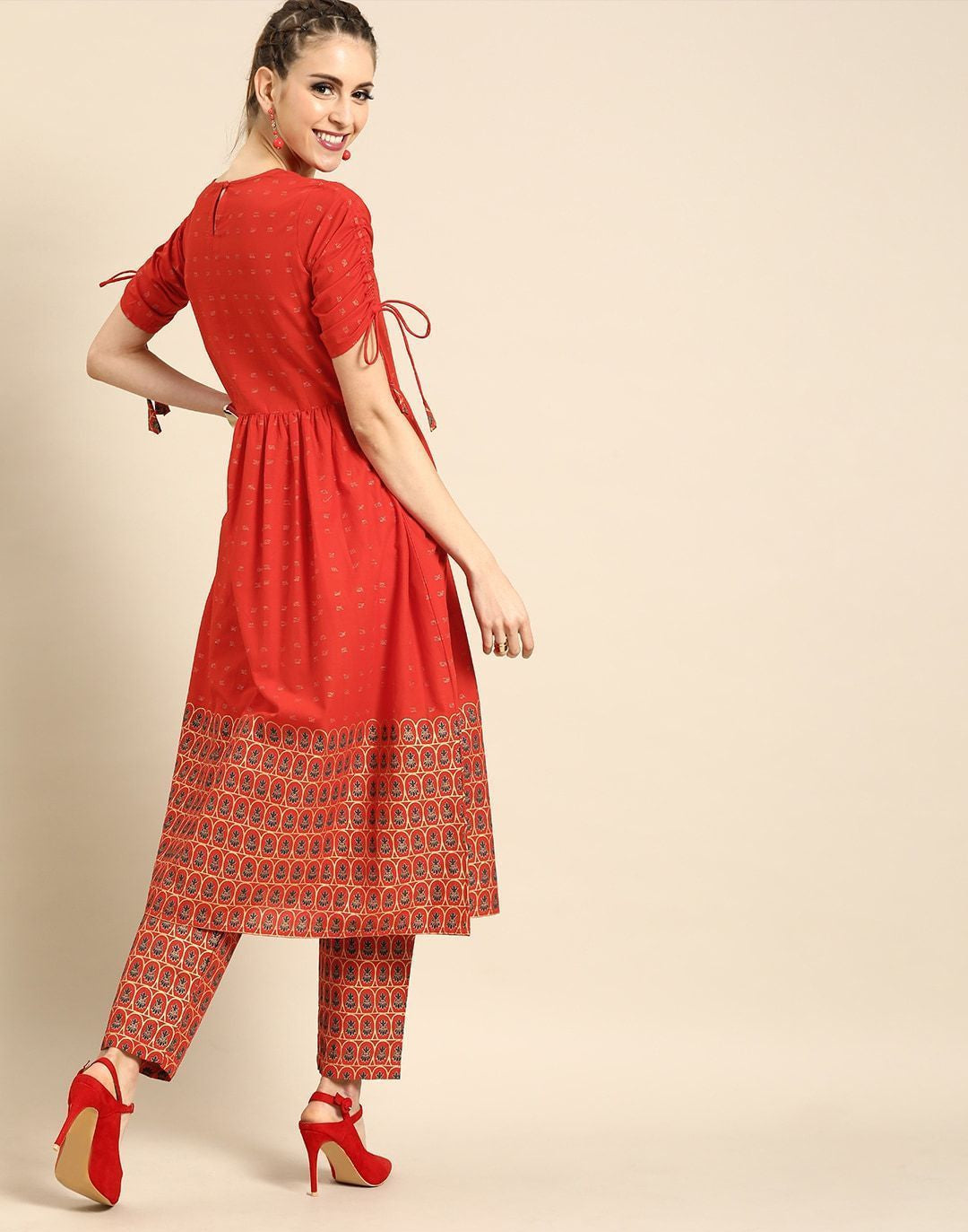 Red & Gold-Toned Printed Kurta with Trousers