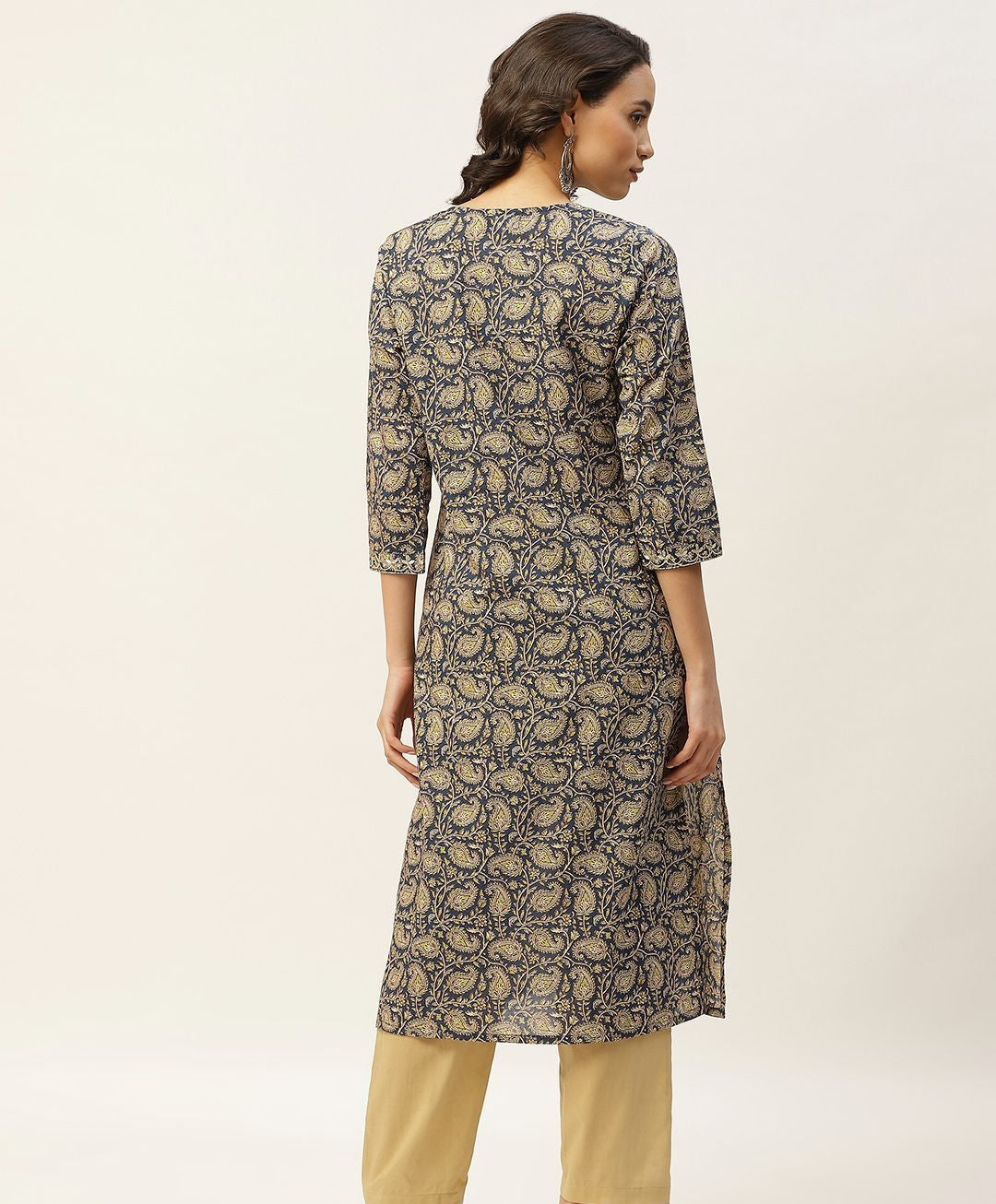 Blue Paisely Zari Embroidery Kurta With Straight Pants