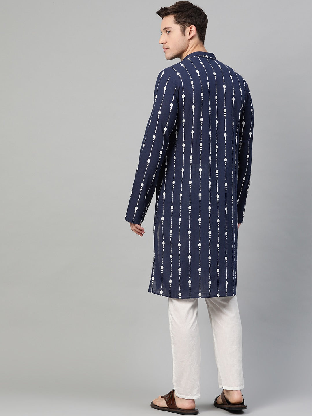 Men Navy Blue & White Printed Straight Kurta With Pyjama